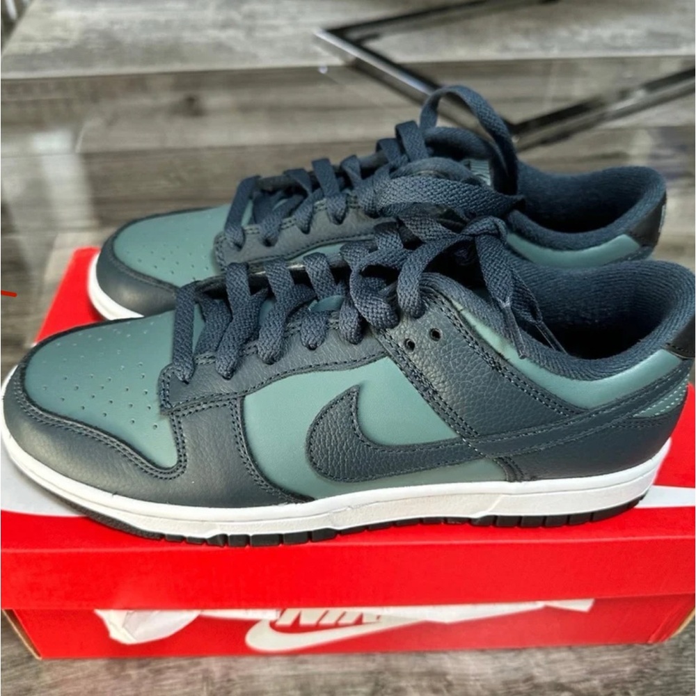 Nike Dunk Low